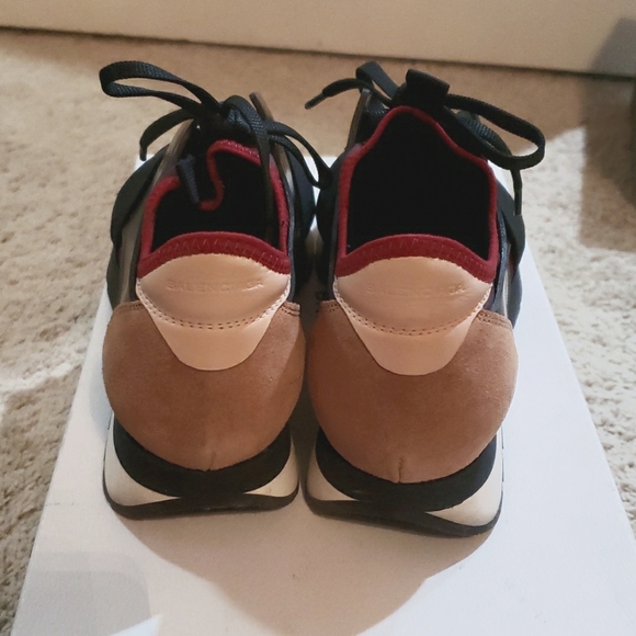 Balenciaga sneakers - Picture 2 of 3
